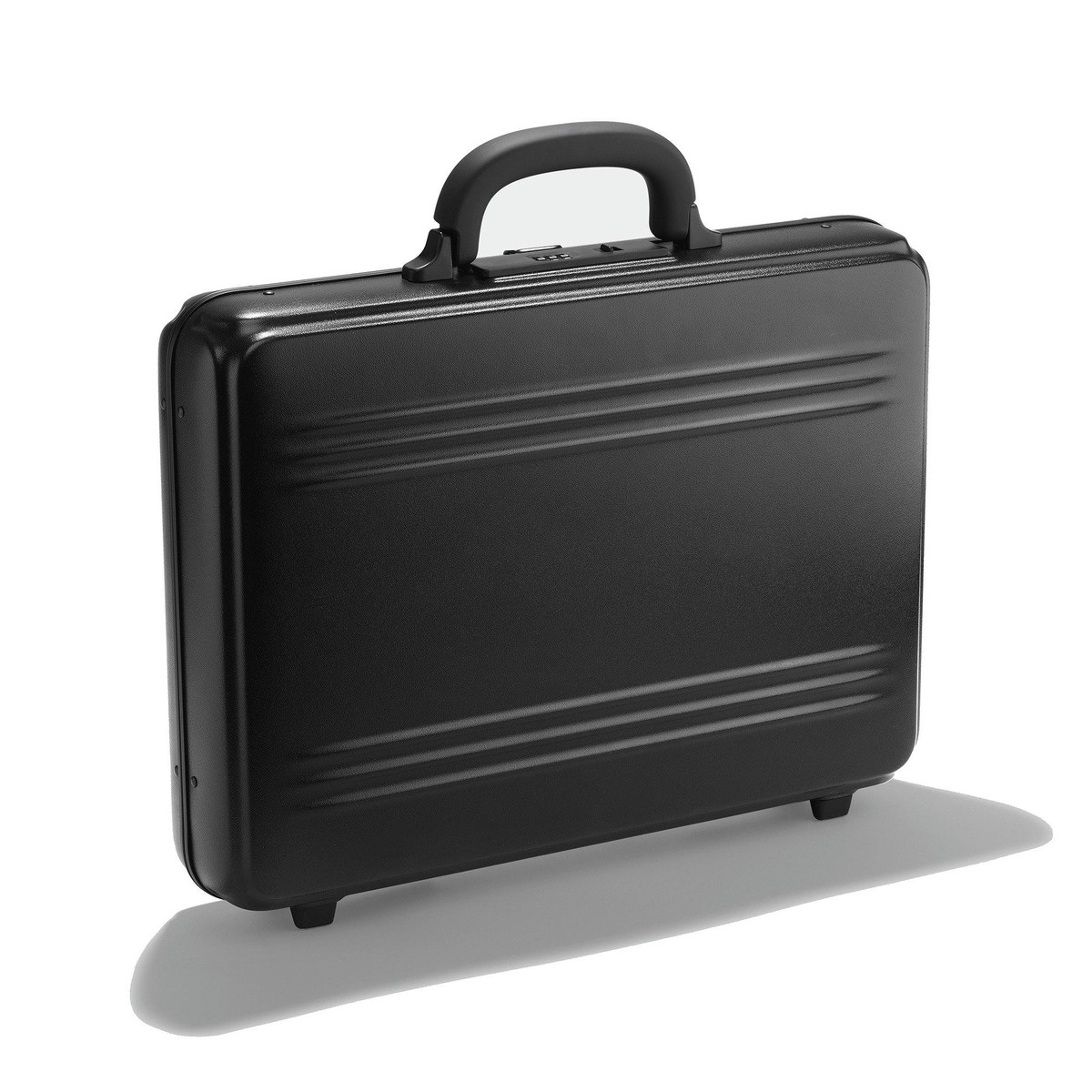 ZERO Halliburton Edge Lightweight Polycarbonate Attache