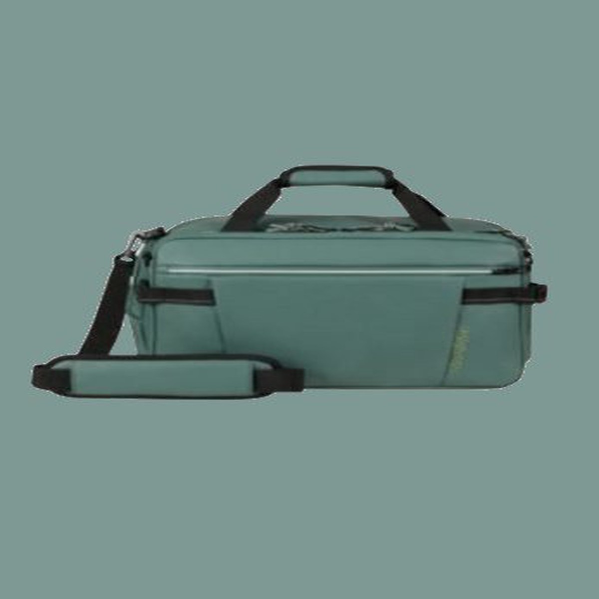 .American Tourister Upventure 3-Way Boarding Bag 14